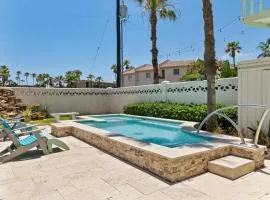 3-level townhome w/ private pool & close to beach!