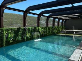 韦尔Spa酒店，位于马塞拉的带按摩浴缸的酒店