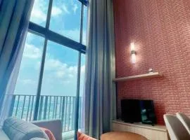 Duplex 4px @ Direct Linked to Central I-CITY & SOGO with Free Carpark