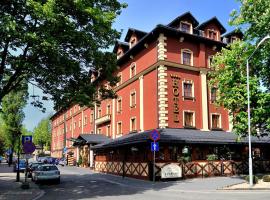 卡托维兹阿森纳宫钻石酒店 - 霍茹夫，位于霍茹夫的酒店