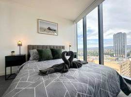 Luxury Top Level 1 Bedroom Apartment with Stunning View in Adelaide CBD - 1 minute walk to Rundle mall - Free Wifi & Netflix，位于阿德莱德的公寓