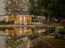 Diamond Hill Resort