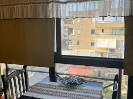 Comfortable Studio near the beach，位于格勒姆的酒店