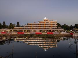 Dulamerovic Hotel，位于乌尔齐尼的酒店