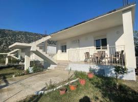 Villa Rei，位于Baks-Rrjoll的酒店