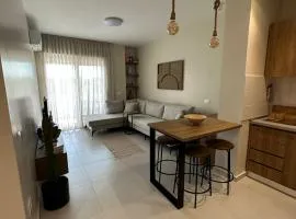 Suit Apartment Golem, Durres