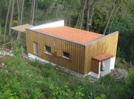 Casa Do Pinheiral，位于蓬蒂-达巴尔卡的木屋