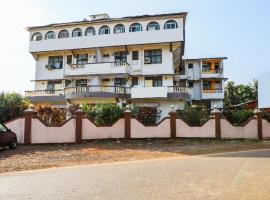 Hotel Priti International，位于马普萨的酒店