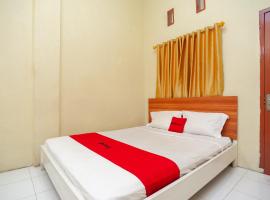 RedDoorz near Universitas Muhammadiyah Pringsewu，位于Margakaya的酒店