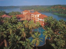 The Raviz Kadavu, Kozhikode，位于科泽科德的带热水浴缸的酒店