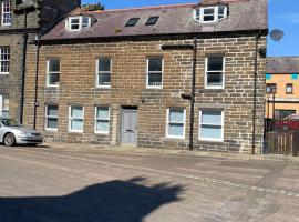 3 Bedroom Townhouse on NC500, Wick, Highland，位于威克的酒店