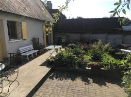 Au Bol d'Éire，位于Montreuil-sur-Brêche的酒店