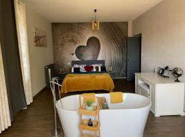 Gite de l'Arboretum，位于Dompierre-les-Ormes的酒店