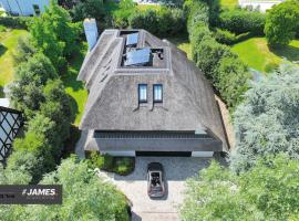 high end luxury villa near Royal Knokke Golf，位于克诺克－海斯特的酒店