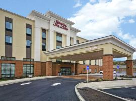 Hampton Inn & Suites Grants Pass，位于格兰茨帕斯的酒店