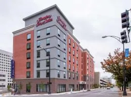 Hampton Inn & Suites Winston-Salem Downtown