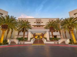 Hilton Vacation Club Cancun Resort Las Vegas，位于拉斯维加斯的希尔顿酒店