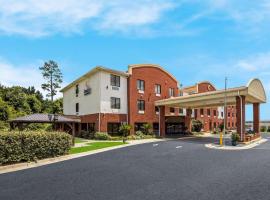 Comfort Inn & Suites Midway - Tallahassee West，位于米德韦的酒店