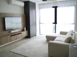 Modern & Minimalist 2-Bedroom Apartment in PJ，位于八打灵再也的度假短租房