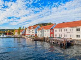 Angvik Gamle Handelssted - by Classic Norway Hotels，位于Angvik的浪漫度假酒店