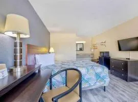 Motel 6 Effingham, IL