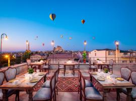 Cappadocia Pyramid Stone House，位于乌奇希萨尔的酒店