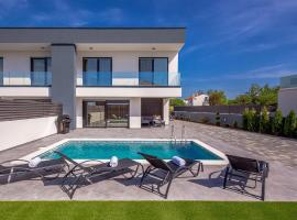 Villa Bura，位于宁的酒店