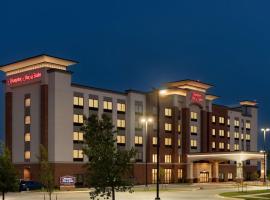 Hampton Inn & Suites Norman-Conference Center Area, Ok，位于诺曼盖洛德家族俄克拉何马州纪念体育场附近的酒店