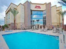 凤凰/吉尔伯特汉普顿酒店