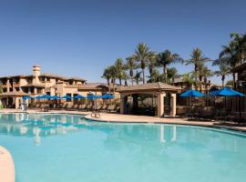 Hilton Vacation Club Scottsdale Links Resort，位于斯科茨斯科茨代尔西部世界竞技场附近的酒店