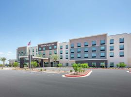 Hilton Garden Inn Surprise Phoenix，位于瑟普赖斯的酒店