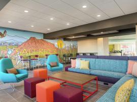 Tru By Hilton Scottsdale Salt River，位于斯科茨的酒店