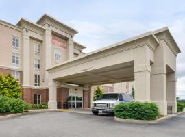 Hampton Inn & Suites by Hilton Plymouth，位于Plymouth Municipal - PYM附近的酒店