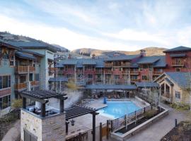 Hilton Grand Vacations Club Sunrise Lodge Park City，位于帕克城黎明缆车附近的酒店