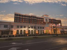 Embassy Suites by Hilton Tuscaloosa Alabama Downtown，位于塔斯卡卢萨的酒店