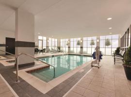 Embassy Suites by Hilton Tuscaloosa Alabama Downtown，位于Tuscaloosa Regional Airport - TCL附近的酒店
