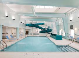 哈利法克斯顿达特茅斯希尔顿汉普顿套房酒店，位于哈利法克斯的酒店