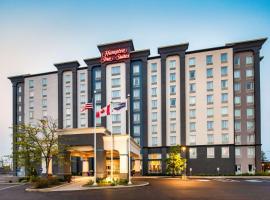 Hampton Inn & Suites by Hilton Toronto Airport，位于多伦多皮尔逊国际机场 - YYZ附近的酒店