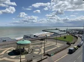 Beach View Apartment - Top floor sea view Ramsgate