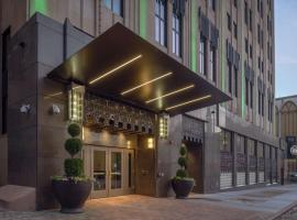 Tulsa Club Hotel Curio Collection By Hilton，位于塔尔萨Center of the Universe附近的酒店