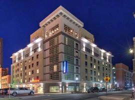 Hilton Garden Inn Little Rock Downtown，位于小石城Statehouse Convention Center附近的酒店