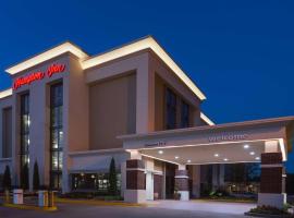 Hampton Inn Norcross，位于诺克罗斯Green Corners Shopping Center附近的酒店