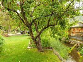 7 Mi to Sinks Canyon: 'Creekside Place' in Lander，位于兰德的酒店