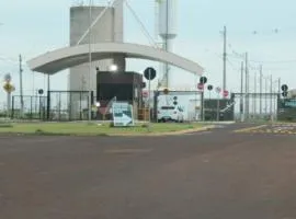 Casa 02 Quartos Condomínio Aceita Pet