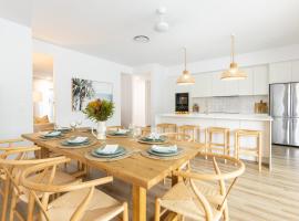 Tranquil Whitehaven Retreat in Mooloolaba，位于穆卢拉巴的酒店