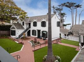 Carmel Beach Hotel，位于卡梅尔的酒店