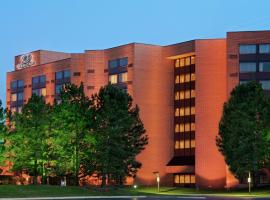 DoubleTree by Hilton Lisle Naperville，位于莱尔的酒店