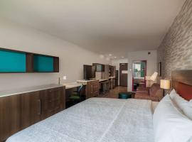 Home2 Suites By Hilton Riverside March Air Force Base, Ca，位于里弗赛德的酒店