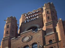 The Tudor Arms Hotel Cleveland - a DoubleTree by Hilton，位于克利夫兰克利夫兰诊所附近的酒店