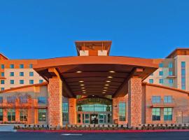 棕榈希尔顿合博套房酒店，位于帕姆代尔的酒店